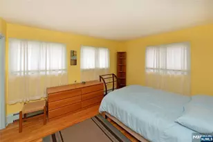 140 Manhattan Ave, Waldwick, NJ 07463 - Photo 12