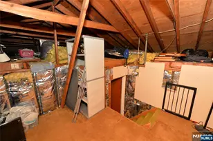 140 Manhattan Ave, Waldwick, NJ 07463 - Photo 18