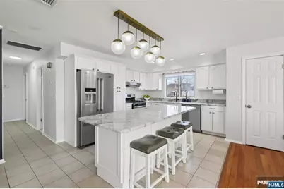 65 Howcroft Road, Maywood, NJ 07607 - Photo 8