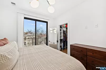 34 Manhattan Avenue 2 #2, Jersey City, NJ 07307 - Photo 28