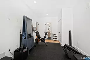 34 Manhattan Ave 2, Jersey City, NJ 07307 - Photo 22