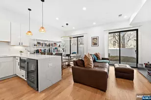 34 Manhattan Ave 2, Jersey City, NJ 07307 - Photo 2