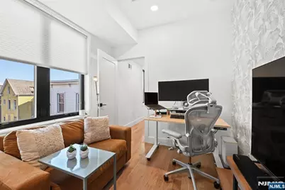 34 Manhattan Avenue 2 #2, Jersey City, NJ 07307 - Photo 32