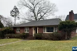 84 Squaw Brook Rd, North Haledon, NJ 07508 - Photo 1