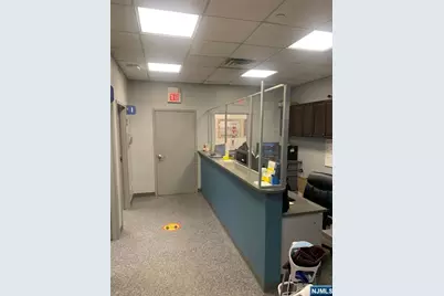 47 Orient 3C #3C, Rutherford, NJ 07070 - Photo 2