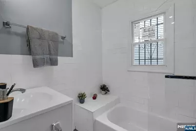 705 15th Street, Newark, NJ 07103 - Photo 22