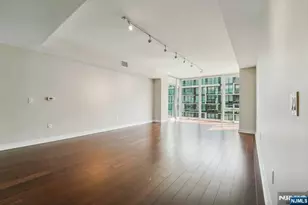 1000 Ave At Port Imperial 512, Weehawken, NJ 07086 - Photo 4