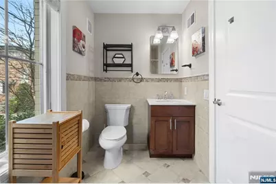 200 Laird, Cliffside Park, NJ 07010 - Photo 18