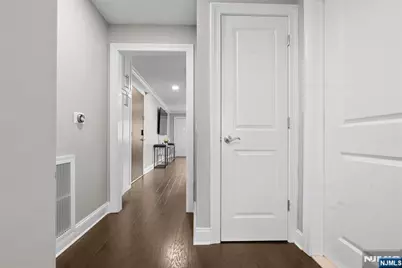 200 Laird, Cliffside Park, NJ 07010 - Photo 22