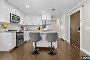 200 Laird, Cliffside Park, NJ 07010 - Photo 10