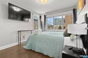 200 Laird, Cliffside Park, NJ 07010 - Photo 20