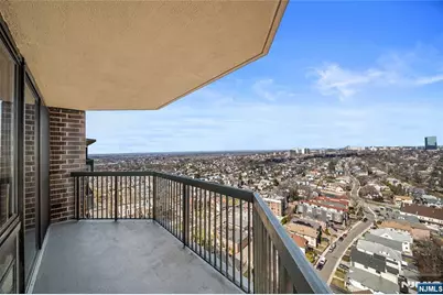770 Anderson Avenue 23M #23M, Cliffside Park, NJ 07010 - Photo 30