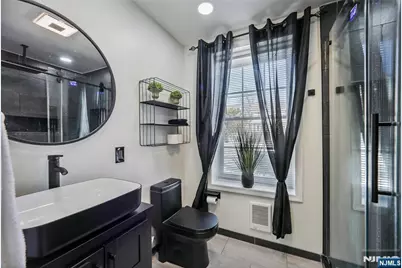 100 Brook Avenue, Englewood, NJ 07631 - Photo 4