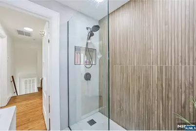 100 Brook Avenue, Englewood, NJ 07631 - Photo 22