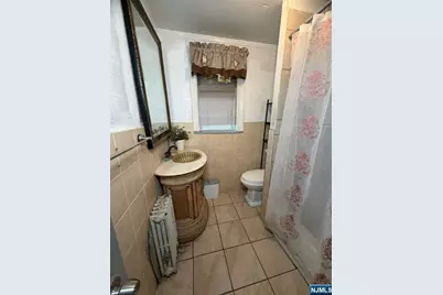 483 Cary Street, Orange, NJ 07050 - Photo 4