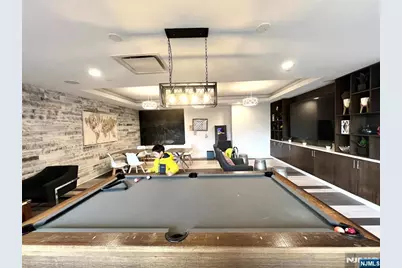 2050 Central Road 109 #109, Fort Lee, NJ 07024 - Photo 8