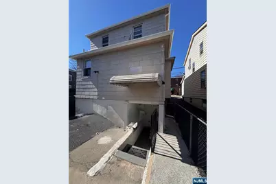 188 Palisade Avenue Rear #Rear, Cliffside Park, NJ 07010 - Photo 2