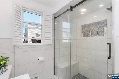 28 Logan Place, Lodi, NJ 07644 - Photo 20