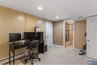 28 Logan Place, Lodi, NJ 07644 - Photo 26