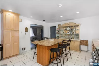 28 Logan Place, Lodi, NJ 07644 - Photo 12