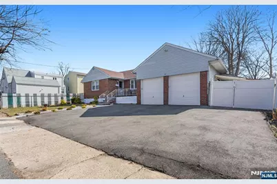 28 Logan Place, Lodi, NJ 07644 - Photo 2