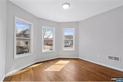 543 N Grove Street, East Orange, NJ 07017 - Photo 30