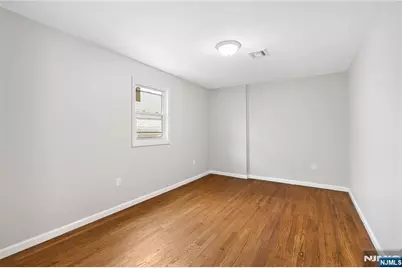 543 N Grove Street, East Orange, NJ 07017 - Photo 20