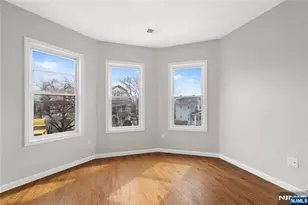 543 N Grove St, East Orange, NJ 07017 - Photo 8