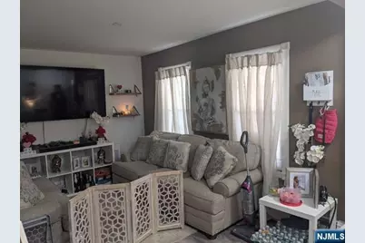 401 River Drive, Garfield, NJ 07026 - Photo 4