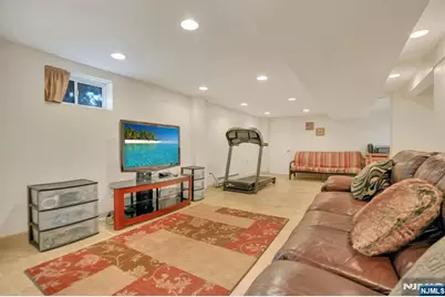 10 Lynn Court, Rutherford, NJ 07070 - Photo 26