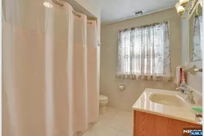 10 Lynn Court, Rutherford, NJ 07070 - Photo 24