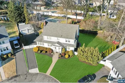 10 Lynn Court, Rutherford, NJ 07070 - Photo 2