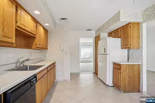 2 Eisenhower Rd, Closter, NJ 07624 - Photo 16