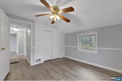 95 Grove Street, Waldwick, NJ 07463 - Photo 24