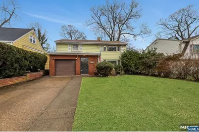 95 Grove Street, Waldwick, NJ 07463 - Photo 32