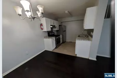 677 14th Street, Newark, NJ 07103 - Photo 2