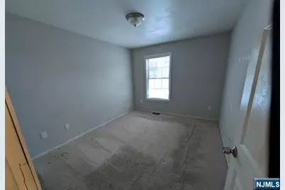 677 14th Street, Newark, NJ 07103 - Photo 6