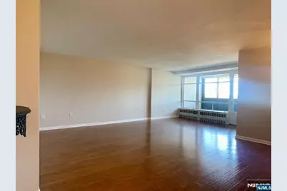 90 Prospect Avenue 8E #8E, Hackensack, NJ 07601 - Photo 2