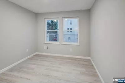 1081 18th Avenue, Newark, NJ 07106 - Photo 12