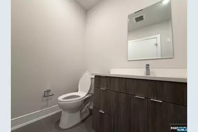 470 Main Street 604 #604, Fort Lee, NJ 07024 - Photo 12