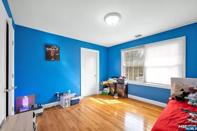683 Victoria Avenue, Paramus, NJ 07652 - Photo 32