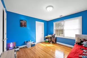 683 Victoria Ave, Paramus, NJ 07652 - Photo 32