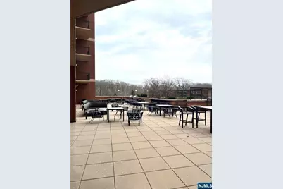 2050 Central Road 606 #606, Fort Lee, NJ 07024 - Photo 10