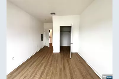 2050 Central Road 606 #606, Fort Lee, NJ 07024 - Photo 6