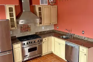 266 Livingston Ave, Lyndhurst Township, NJ 07071 - Photo 6