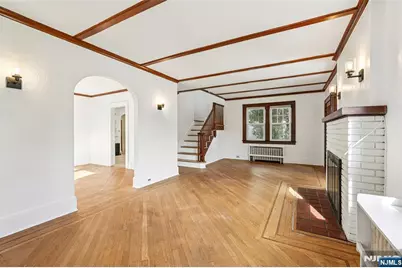 8 Elk Avenue, Dover, NJ 07801 - Photo 4