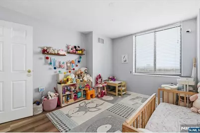 730 Harmon Cove Tower, Secaucus, NJ 07094 - Photo 10