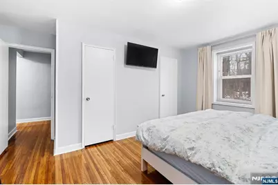 2350 Linwood Avenue 1E #1E, Fort Lee, NJ 07024 - Photo 8