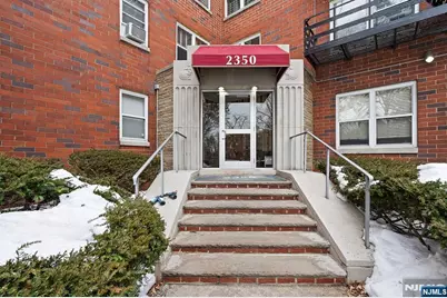 2350 Linwood Avenue 1E #1E, Fort Lee, NJ 07024 - Photo 12