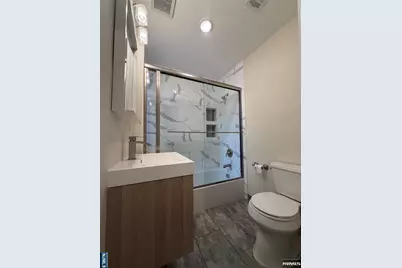 84 Van Wagenen Avenue 1L #1L, Jersey City, NJ 07306 - Photo 12